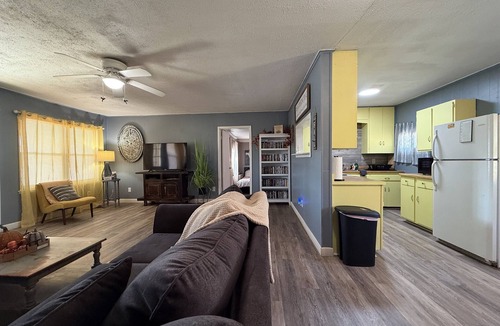 Abilene House | Lakeside Hideaway 5-Min to Shackleford AI Site!
