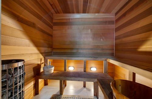 Wyee Point House | Lakeside Hideaway