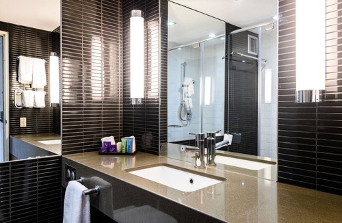 Macquarie Park Hotel | Lakeside Hotel and Conference Centre