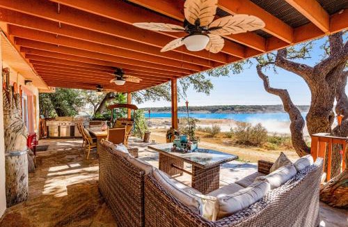 Rocky Ridge House | Lakeside House
