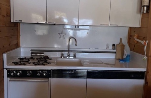 Westmore Cottage | Lakeside Isbell Cottage and Isbellita Guest Cottage