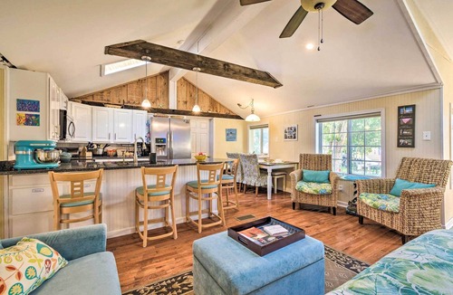 Kent Cottage | Lakeside Kent Home w/Pier + Boat Ramp Access