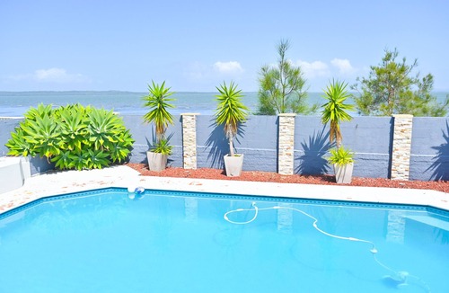 Tegerin House | Lakeside Lake House