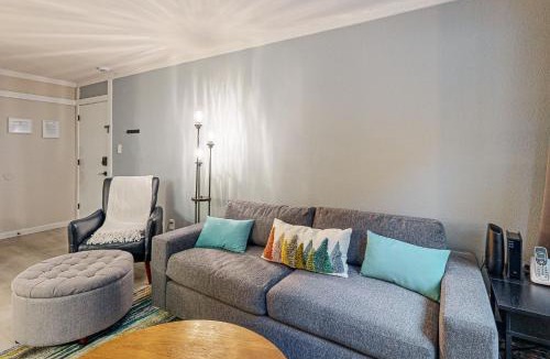 Tahoya Shores Apartment | Lakeside Life