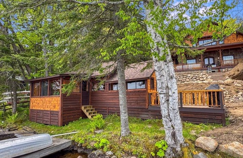 Inlet Cottage | Lakeside Lodge - Lakeview Cottage on 7th Lake