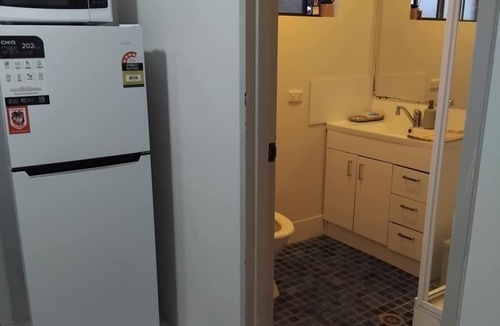 Loftville Hotel | Lakeside Lodge Motel