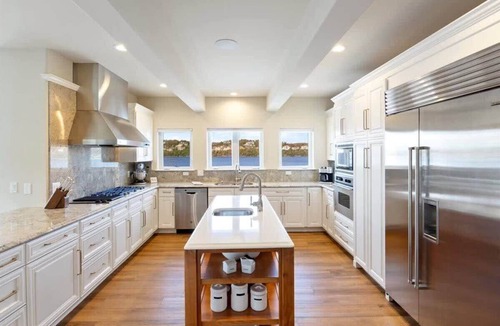 Osage Beach House | Lakeside Lux Where EVERY Luxury Awaits