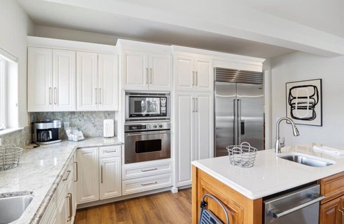 Osage Beach House | Lakeside Lux Where EVERY Luxury Awaits