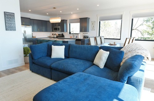 Richville House | Lakeside Luxe on Pickerel