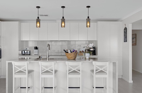 Buff Point House | Lakeside Luxury Buff Point