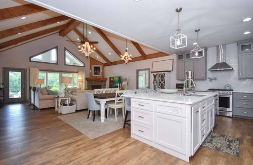 Dadeville House | Lakeside Luxury: Home with Panoramic Views and