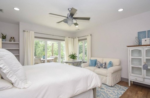 Dadeville House | Lakeside Luxury: Home with Panoramic Views and