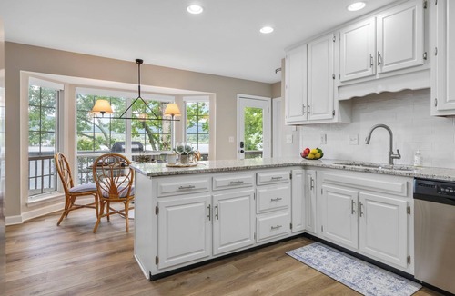 Soddy-Daisy House | Lakeside Luxury: Private Dock, Kayaks, Game Room