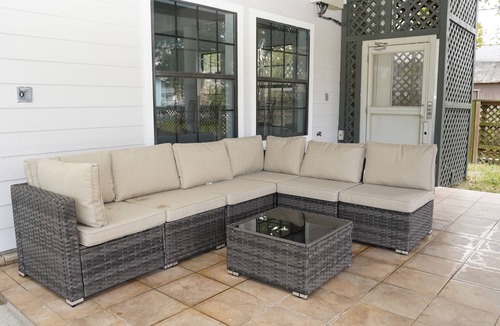 Clear Lake Shores Villa | Lakeside Luxury: Recently Renovated in lovely Kemah