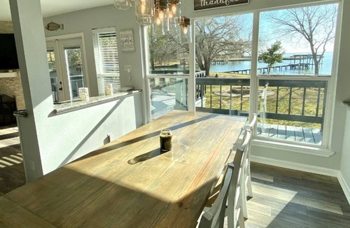 Onalaska House | Lakeside Memories - Family Friendly, Great Backyard, Fishing, Fire, and Kayaking
