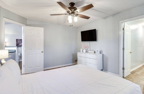 Midway House | Lakeside Midway Home w/Fire Pit & Lake Access!