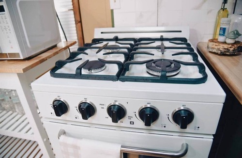 Woodsville House | Lakeside Mountain Getaway