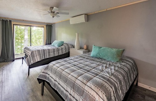 Topton House | Lakeside Mountain Oasis