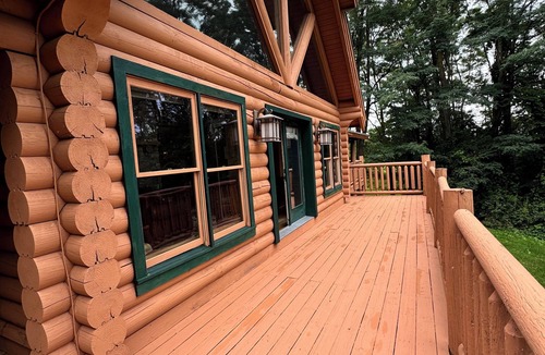 Bridport House | Lakeside- Mountain View Lodge on Lake Champlain in delightful Bridport