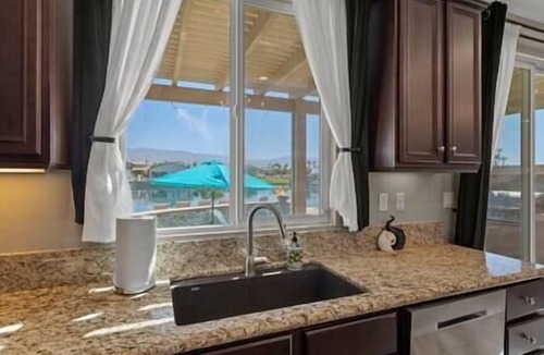 Terra Lago House | Lakeside Oasis: Game Room, Pool & Spa T2