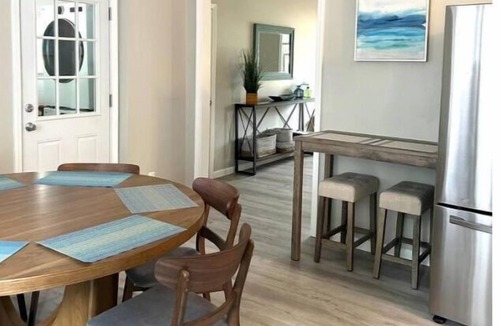 Lakeside House | Lakeside on Greenwood