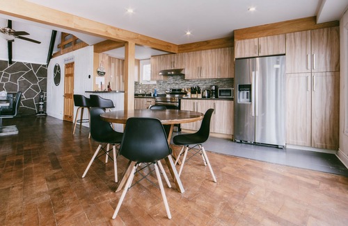 Scugog Cottage | Lakeside Paradise- your private lakefront oasis