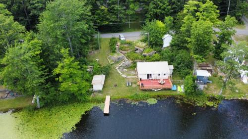 Oxford House | Lakeside Reflections