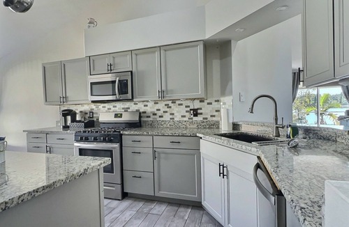 Sterling Ranch House | Lakeside Retreat in Brandon, FL – 3 Bedroom, 2 Bath Private Home