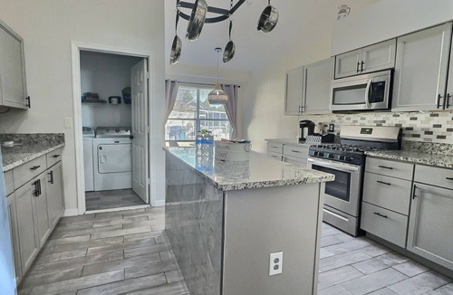 Sterling Ranch House | Lakeside Retreat in Brandon, FL – 3 Bedroom, 2 Bath Private Home