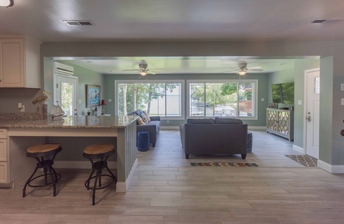 Gilbertsville House | Lakeside Retreat at Kentucky Lake