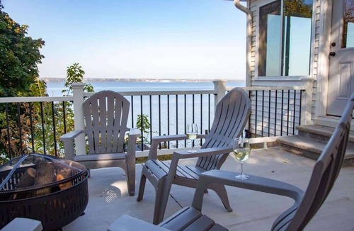Geneva House | Lakeside Retreat w/Dock, Fire Pit & Boat Rental