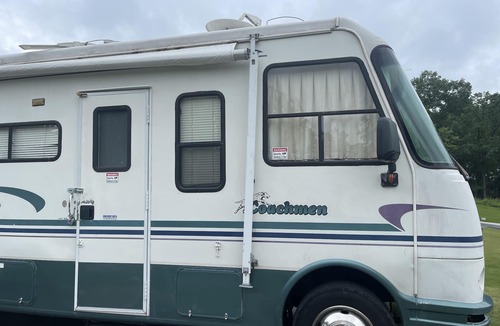 Sugar Hill House | Lakeside RV Getaway