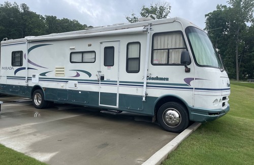 Sugar Hill House | Lakeside RV Getaway