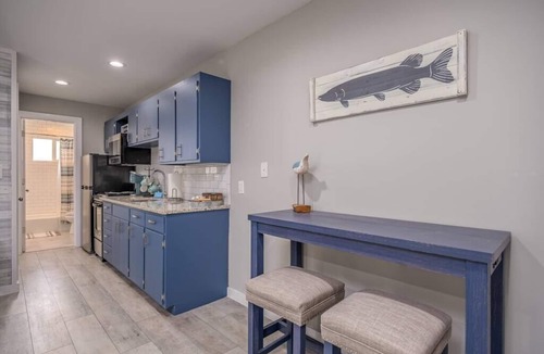 Bridgman Condo | Lakeside Serenity: 1BD Villa with Private Deck