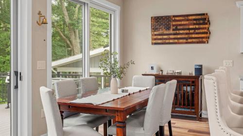 Penn Lake Park House | Lakeside Serenity by AvantStay