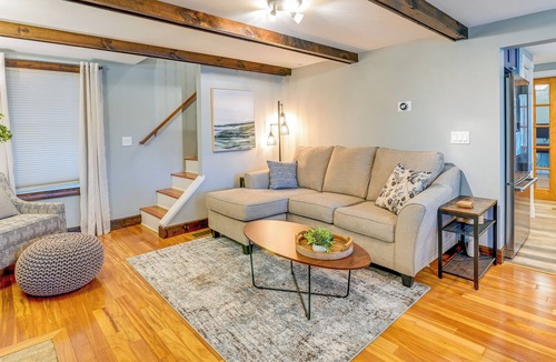 Saratoga Springs House | Lakeside Stay w/Views, Near Saratoga Race Course!
