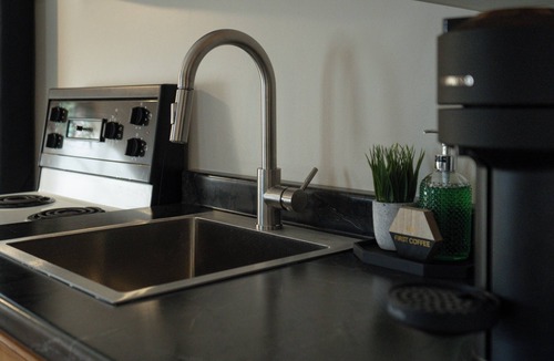 Plaster Rock Hotel | Lakeside Stays