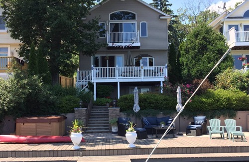 Hopatcong House | Lakeside Style and Luxury