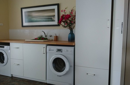 Summerland Point House | Lakeside @ Summerland Point