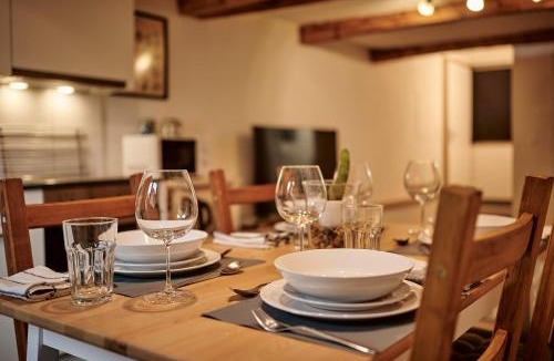 Brienz Ski Chalet | Lakeside Tiny House Brienz