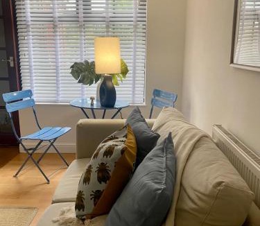 Wolverhampton Apartment | Lakeside View 2, Perton Village