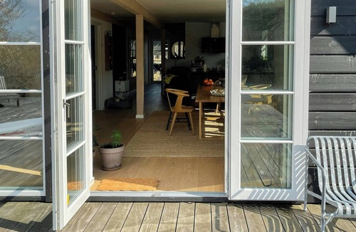 Virklund House | Lakeside villa in scenic Virklund