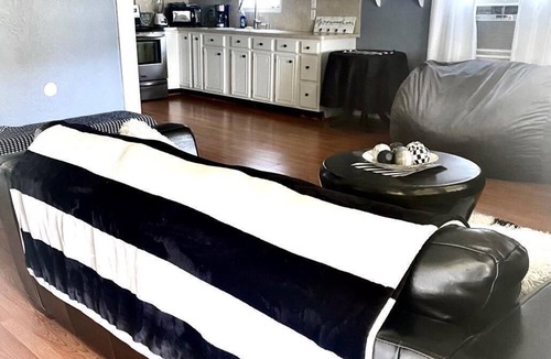 Frisco House | Lakeview and Access. Temporary Housing or Long Term
