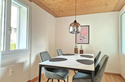 Amden Apartment | Lakeview-Apartment - Komplette Wohnung mit Seeblick an ruhiger Lage