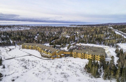 Two Harbors Apartment | Lakeview At The Lodge Two Bedroom Suite
