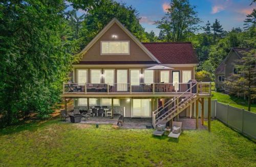 Naples Villa | LAKEVIEW BLISS LIMIT 8 villa