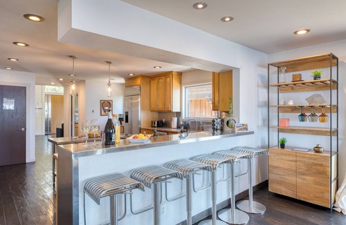 Tahoe Vista Cabin | Lakeview by AvantStay | Private Waterfront Cabin w/Hot Tub & Views
