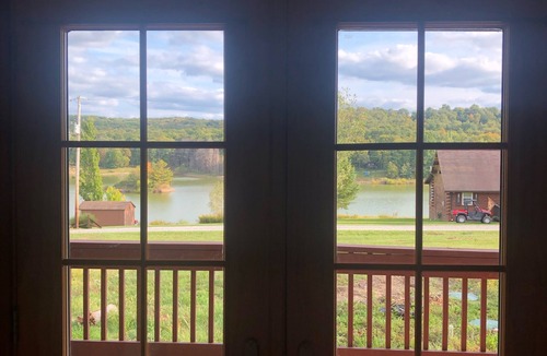 Emlenton Cabin | Lakeview cabin close to bike/hiking trails, the Allegheny River and more.