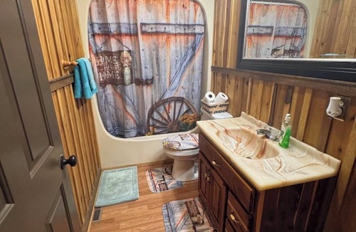 Celina Cabin | Lakeview Cabin on Dale Hollow Lake, Celina TN