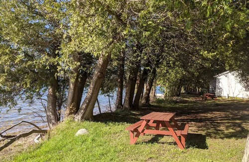 South Bruce Peninsula RV Rental | Lakeview campsite A